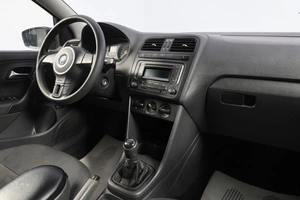 Седан Volkswagen Polo 2013 года, 699000 рублей, Новосибирск