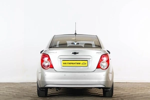 Седан Chevrolet Aveo 2012 года, 859000 рублей, Тюмень