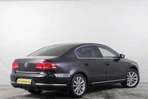 Седан Volkswagen Passat 2013 года, 999000 рублей, Кемерово