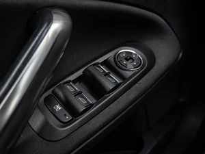 Седан Ford Mondeo 2011 года, 990000 рублей, Краснодар