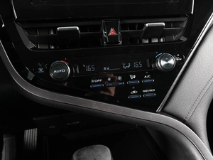 Седан Toyota Camry 2021 года, 2129000 рублей, Ростов-на-Дону