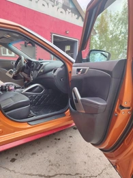 Хетчбэк Hyundai Veloster 2014 года, 1100000 рублей, Красноярск