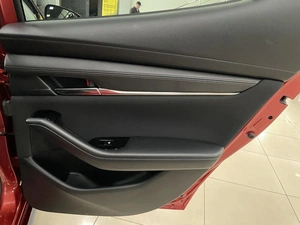 Хетчбэк Mazda 3 2019 года, 1687000 рублей, Солонцы