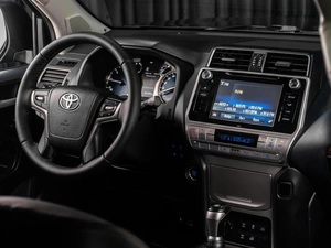 Внедорожник Toyota Land Cruiser Prado 2017 года, 3777000 рублей, Тюмень