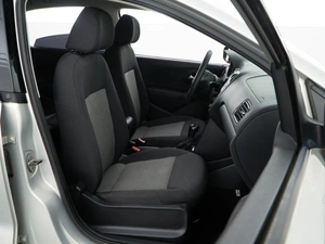 Седан Volkswagen Polo 2015 года, 899077 рублей, Москва