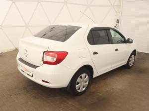 Седан Renault Logan 2017 года, 870000 рублей, Орёл