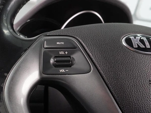 Седан Kia Rio 2017 года, 1060000 рублей, Воронеж