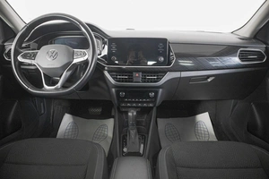 Лифтбек Volkswagen Polo 2021 года, 2049000 рублей, Кемерово