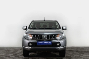 Пикап Mitsubishi L200 2017 года, 2299000 рублей, Сургут