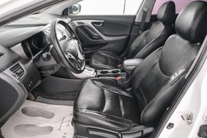 Седан Hyundai Avante 2011 года, 949000 рублей, Красноярск