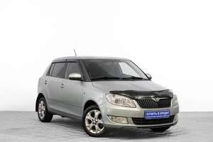 Хетчбэк Skoda Fabia 2012 года, 889000 рублей, Барнаул