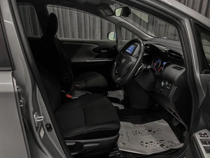 Минивэн Toyota Wish 2011 года, 1190000 рублей, Красноярск