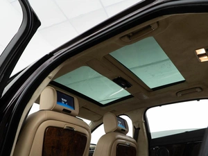 Седан Jaguar XJ 2010 года, 1749077 рублей, Москва