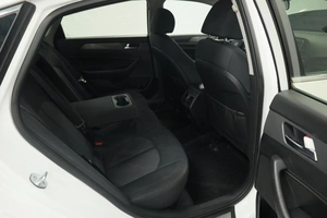 Седан Hyundai Sonata 2019 года, 2170000 рублей, Курск