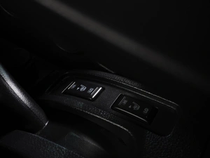 Хетчбэк Nissan Tiida 2013 года, 699000 рублей, Воронеж