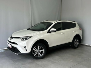 Внедорожник Toyota RAV4 2016 года, 2340000 рублей, Красноярск