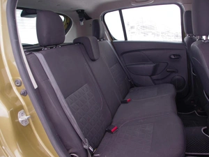 Хетчбэк Renault Sandero Stepway 2015 года, 935000 рублей, Владимир