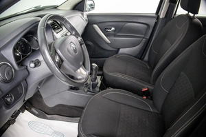 Хетчбэк Renault Sandero 2016 года, 799000 рублей, Пермь