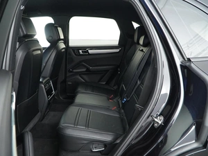 Внедорожник Porsche Cayenne 2018 года, 6199033 рублей, Москва