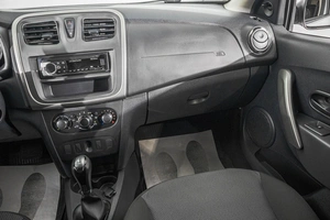 Седан Renault Logan 2020 года, 839000 рублей, Барнаул