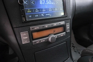 Седан Toyota Avensis 2008 года, 959000 рублей, Красноярск