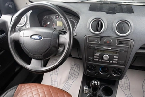 Хетчбэк Ford Fusion 2011 года, 379000 рублей, Оренбург