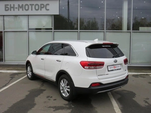 Внедорожник Kia Sorento 2017 года, 2420000 рублей, Брянск