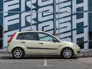 Хетчбэк Ford Fiesta 2007 года, 500000 рублей, Краснодар