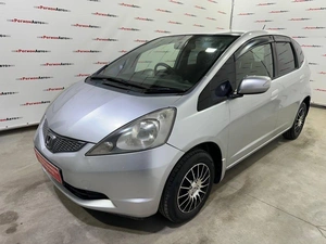 Хетчбэк Honda Fit 2009 года, 529000 рублей, Красноярск