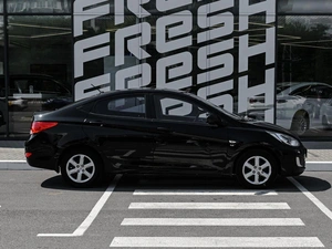Седан Hyundai Solaris 2013 года, 899000 рублей, Волгоград