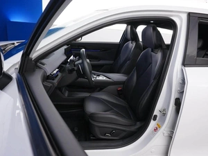 Лифтбек Changan UNI-V 2023 года, 2304444 рублей, Москва