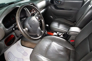 Внедорожник Hyundai Santa Fe 2004 года, 399000 рублей, Сургут