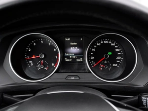 Внедорожник Volkswagen Tiguan 2017 года, 2100000 рублей, Тверь