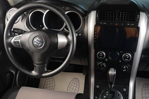 Внедорожник Suzuki Grand Vitara 2011 года, 1159000 рублей, Тюмень