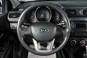 Седан Kia Rio 2012 года, 749000 рублей, Тюмень