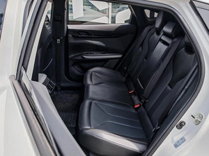 Лифтбек Changan UNI-V 2024 года, 2630000 рублей, Краснодар