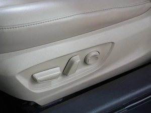 Седан Toyota Camry 2019 года, 2439000 рублей, Воронеж