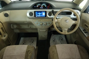 Минивэн Toyota Porte 2006 года, 599000 рублей, Омск