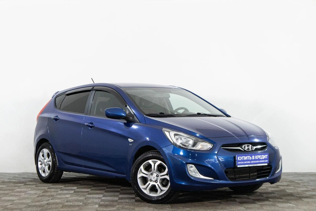 Хетчбэк Hyundai Solaris 2011 года, 689000 рублей, Сургут