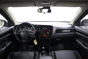 Внедорожник Mitsubishi Outlander 2018 года, 1950000 рублей, Брянск