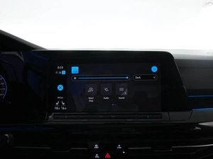 Хетчбэк Volkswagen Golf 2022 года, 2798444 рублей, Москва