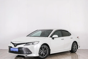 Седан Toyota Camry 2020 года, 3699000 рублей, Красноярск