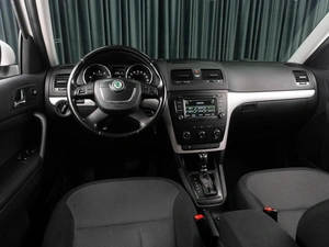 Внедорожник Skoda Yeti 2014 года, 819000 рублей, Тюмень