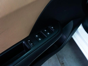 Седан Chevrolet Monza 2022 года, 1659000 рублей, Тюмень