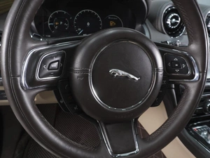 Седан Jaguar XJ 2016 года, 2730000 рублей, Ростов-на-Дону