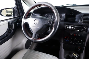 Минивэн Opel Zafira 2004 года, 659000 рублей, Пермь