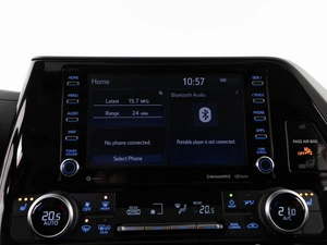 Внедорожник Toyota Highlander 2021 года, 5819888 рублей, Москва