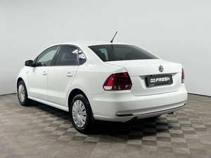 Седан Volkswagen Polo 2015 года, 999900 рублей, Казань