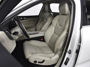 Внедорожник Volvo XC60 2019 года, 2545200 рублей, Казань