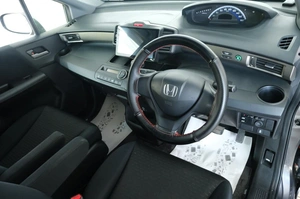 Минивэн Honda Freed 2012 года, 1149000 рублей, Омск